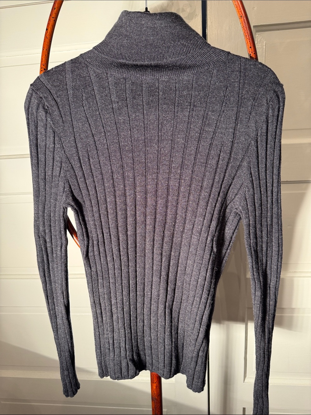 100% Merino Wool Ribbed Turtleneck Sweater top Fitted Stretch Gray M